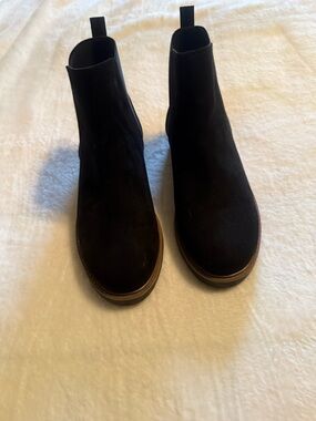 Esprit Black Suede Chelsea Ankle Boots